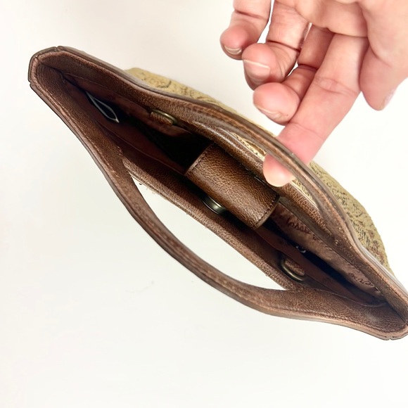 FOREVER by FOSSIL |👜 Beige Gold Beaded Jacquard Textured Carpet Purse Handbag - Picture 8 of 9